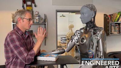 El robot humanoide más avanzado del mundo, Ameca, asegura que los robots «nunca dominarán el mundo»