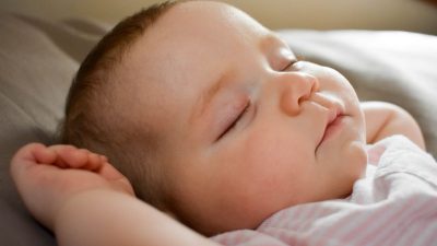 Dan con la fórmula científica para dormir a un bebé
