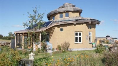 La construcción milenaria con tierra cruda: el adobe y la tapia