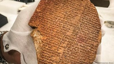 Inteligencia artificial reconstruye antiguos textos babilónicos: los inicios de la literatura universal