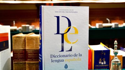 Meme, precuela, amigovio y posverdad: algunas de las recientes incorporaciones al Diccionario de la Lengua Española