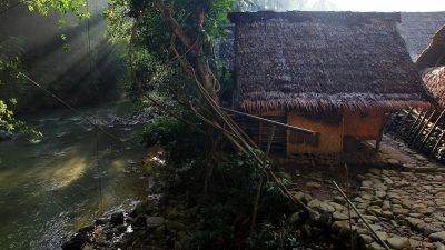 Comunidad indígena en Indonesia dice no al internet y a los smartphones