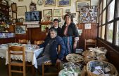 La sociedad matriarcal que perdura en Grecia: ‘Aquí las mujeres mandan’