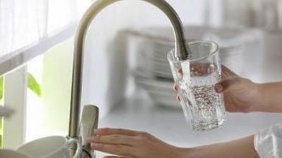 Agua del grifo de EUA está contaminada con agentes químicos