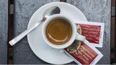 Compuesto del café expreso podría ayudar contra el Alzheimer