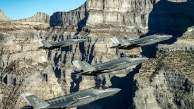 Los pilotos ven cosas muy extrañas en los campos de entrenamiento militar de Estados Unidos