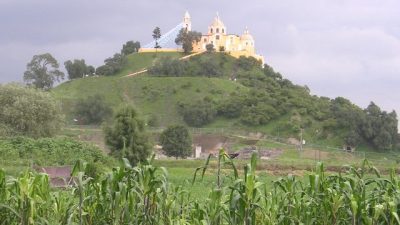 La pirámide más grande del mundo se oculta bajo una montaña en México