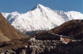 Equipo de expedición chino alcanza cumbre del monte Cho Oyu para realizar investigaciones científicas