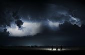 Hacer esto durante una tormenta eléctrica podría salvarnos la vida