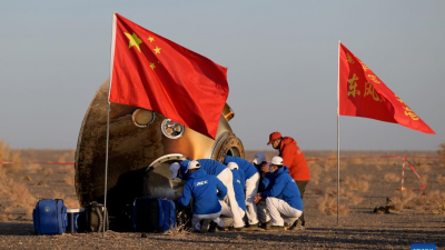 Astronautas chinos de Shenzhou-16 regresan a la Tierra sanos y salvos