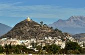Arqueólogos confirman la existencia de un templo prehispánico en la cima del cerro de San Miguel, en Puebla