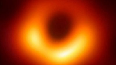 El agujero negro de la Vía Láctea despertó hace 200 años y está por alcanzar su velocidad máxima
