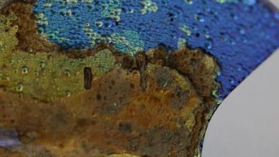 Descubren cómo un trozo de vidrio romano antiguo se convirtió en un moderno cristal fotónico