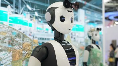 Beijing establece centro de innovación de robots humanoides