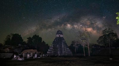 Las estrellas de los mayas: Cómo vivir una experiencia de arqueología astronómica en Guatemala