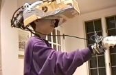El casco de realidad virtual que un niño creó en 1993