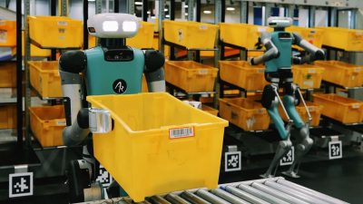 Así es el robot humanoide que prepara muchos de los paquetes de Amazon que te llegan a casa